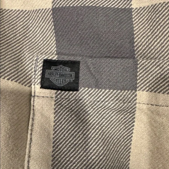 Harley-Davidson Gray and White Checkered Shirt - Picture 3 of 4